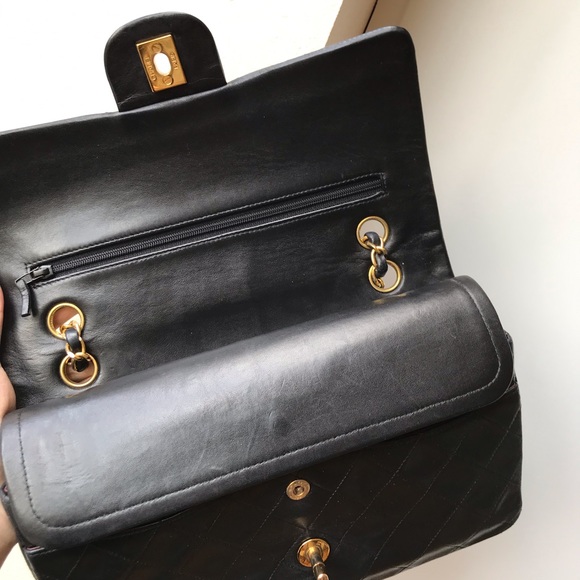 SOLD Chanel vintage medium double flap lambskin CF - Picture 5 of 8